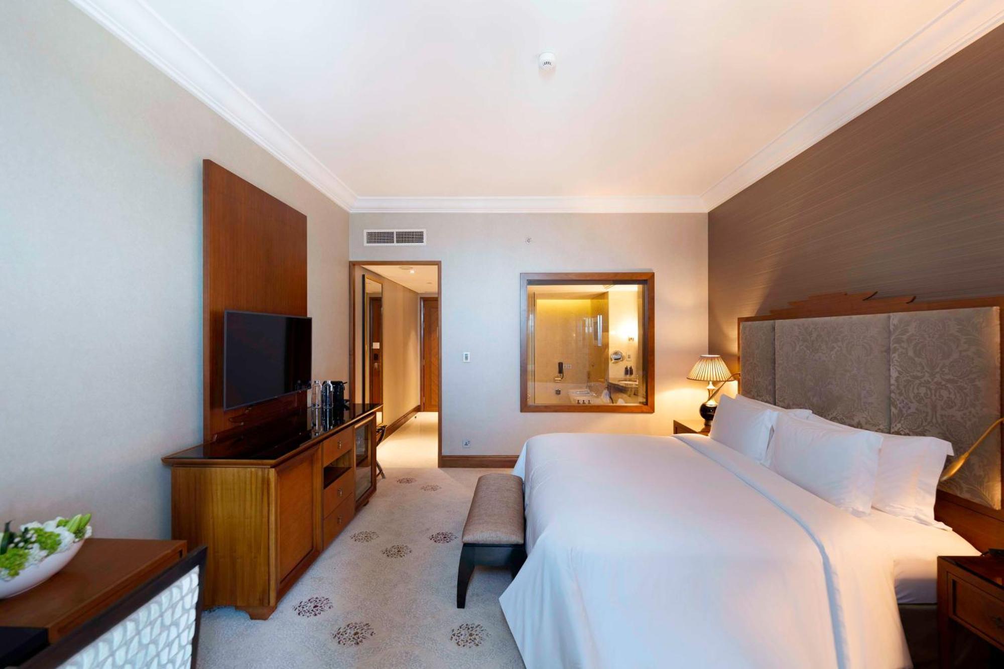 Dusit Thani Абу-Даби Экстерьер фото Deluxe Room